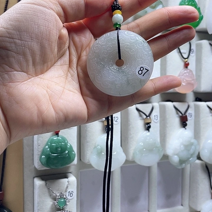 和田玉（青玉）未镶嵌颈饰