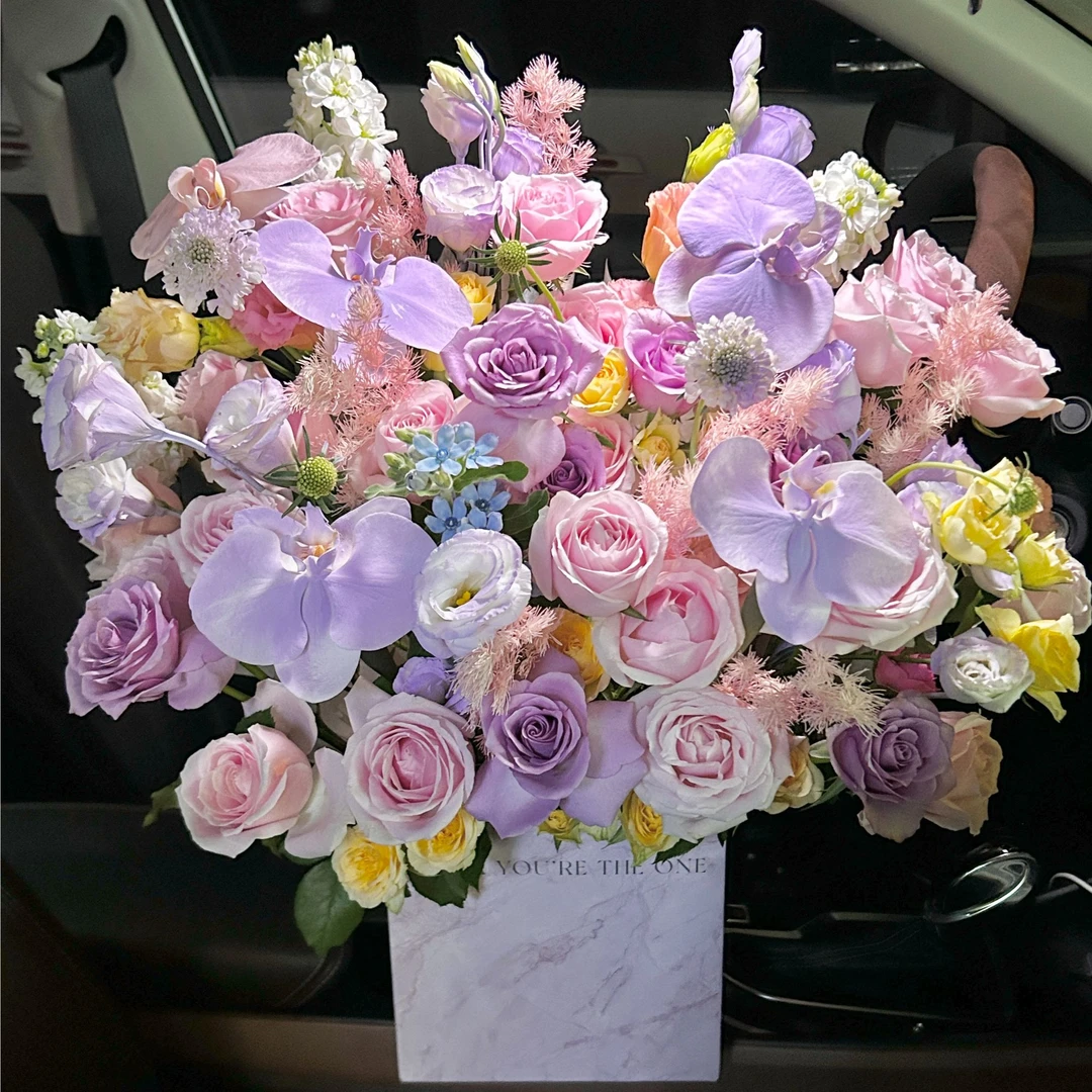 粉紫色系抱抱桶送爱人朋友