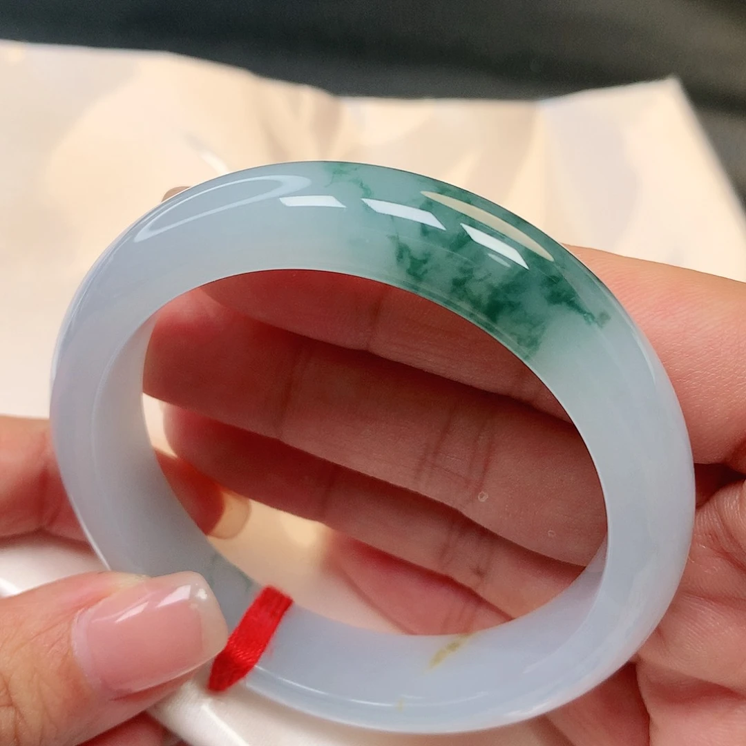 翡翠手镯未镶嵌翡翠手镯129号