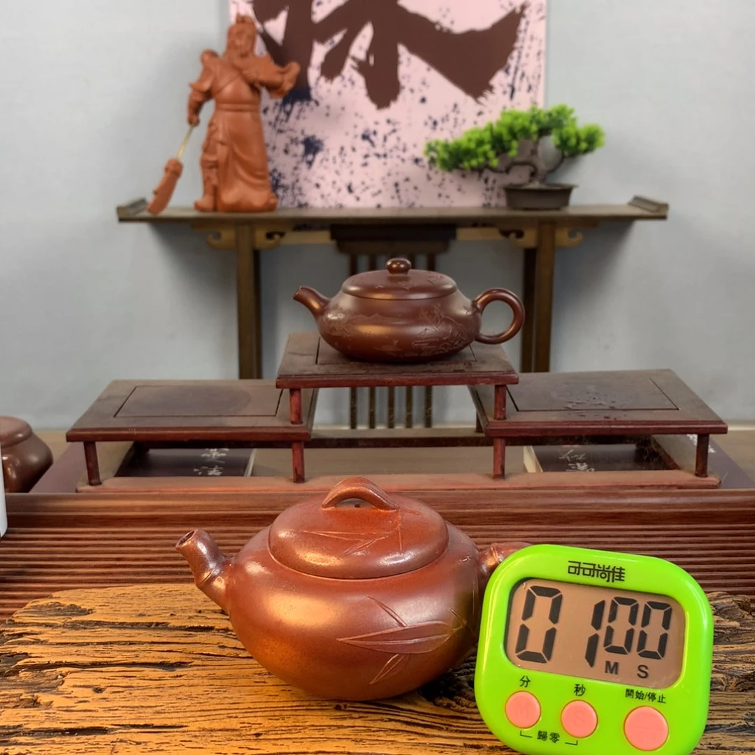 紫砂茶壶V****M在于它可以使皮肤吸收护肤品