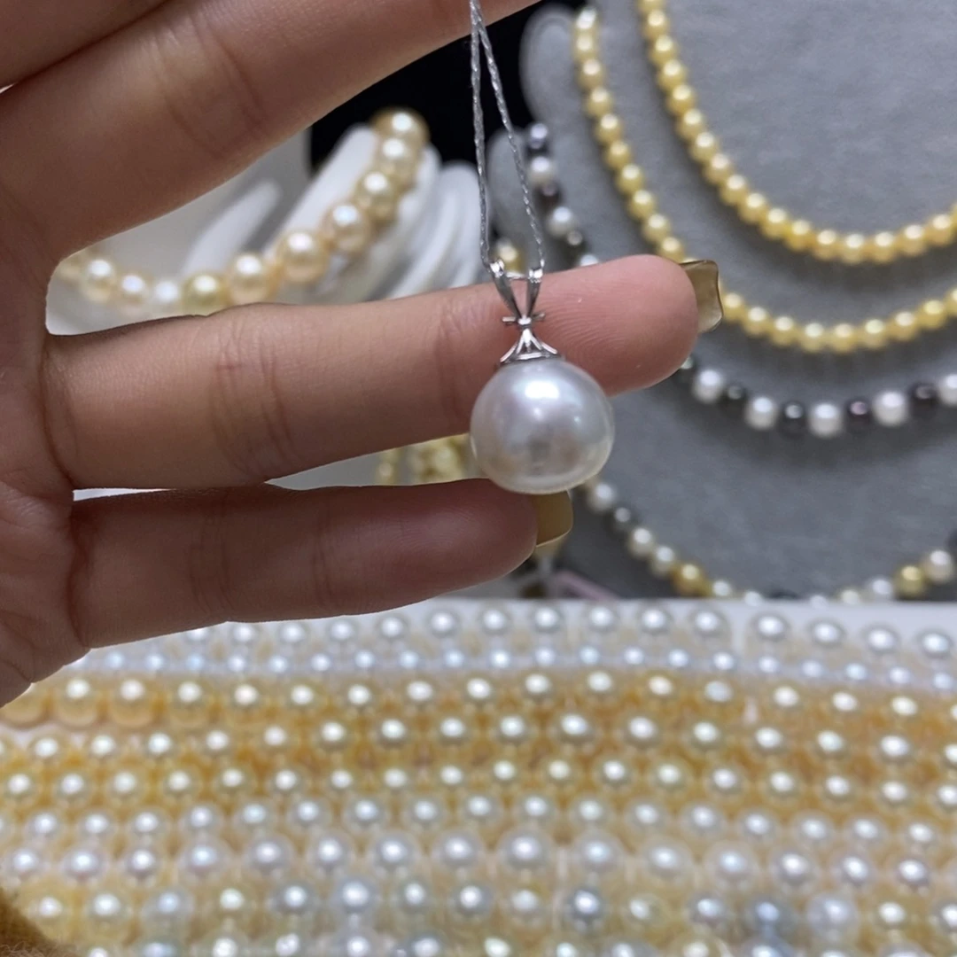 海水珍珠颈饰18K金镶嵌