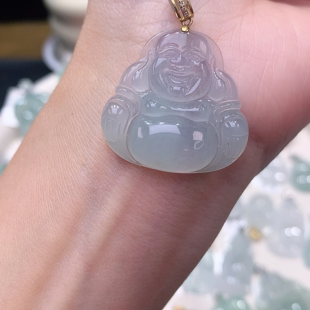 颈饰18K金镶嵌翡翠一刀切冰佛公