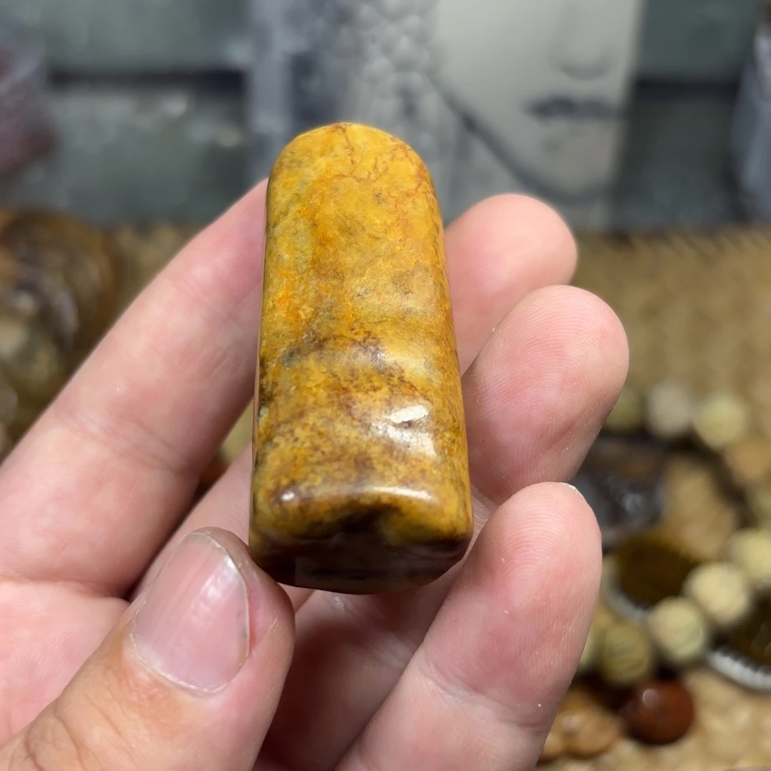 颈饰未镶嵌岫岩河磨玉（透闪石质玉）