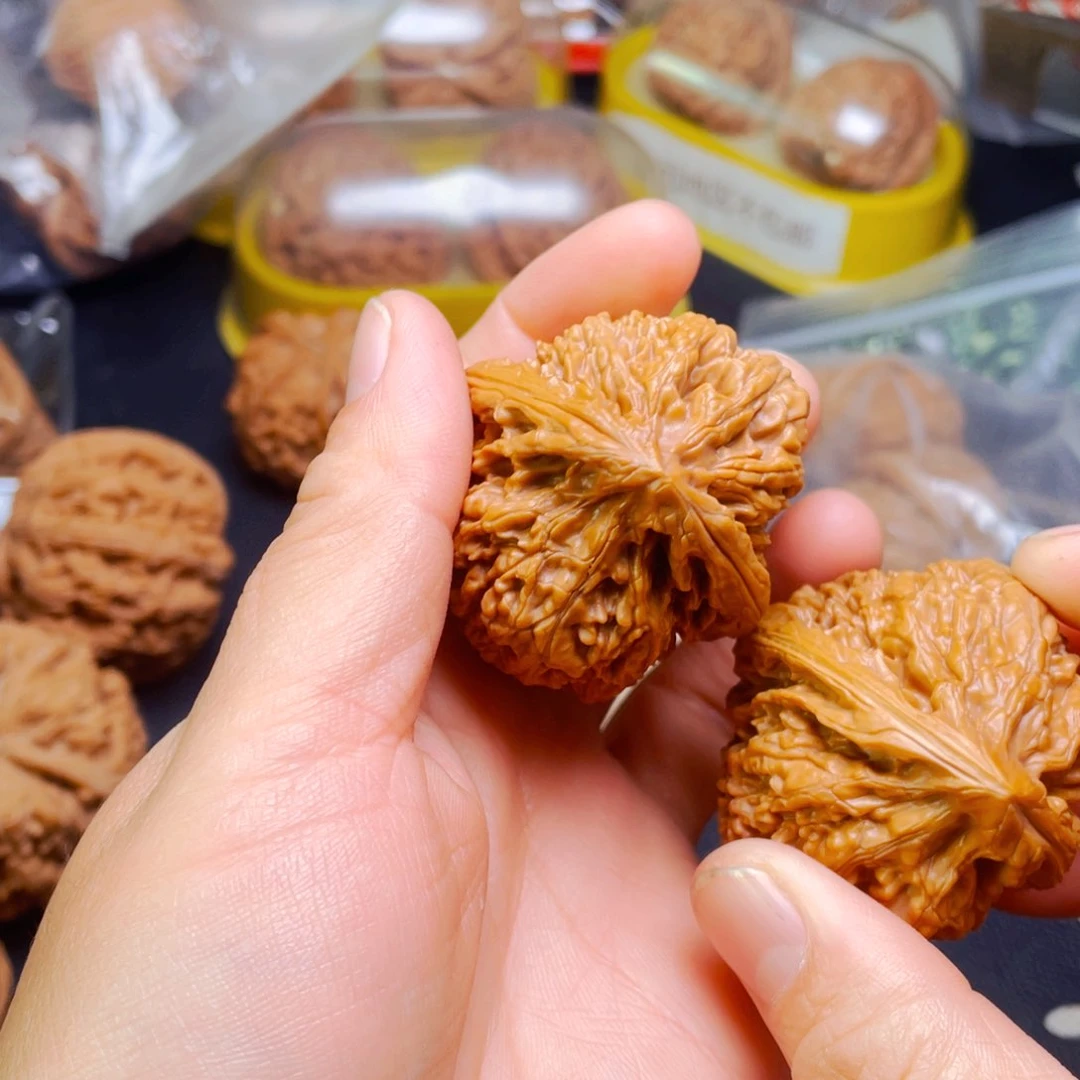 吊坠文玩核桃朴**风核尊一对