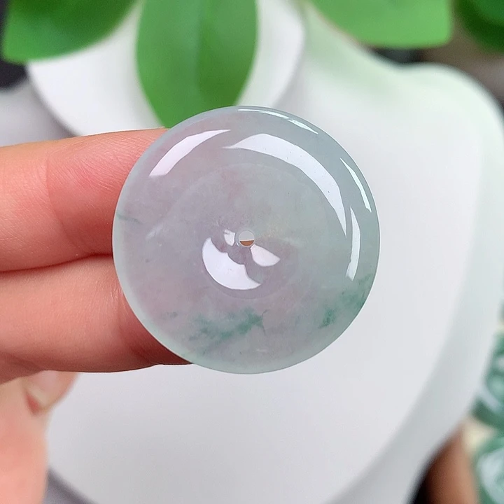 翡翠未镶嵌颈饰平安扣 27.8x4.2mm