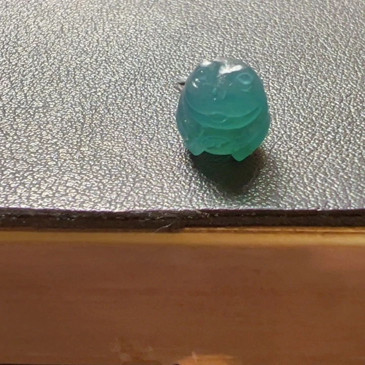 定制翡翠未镶嵌青蛙