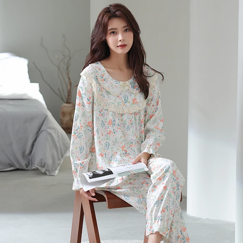 2025年新款春秋长袖长裤圆领云朵棉甜美小碎花宽松家居服套装