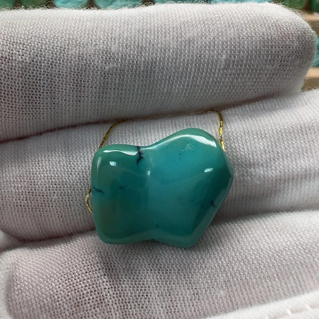 未镶嵌绿松石随形15.7mm