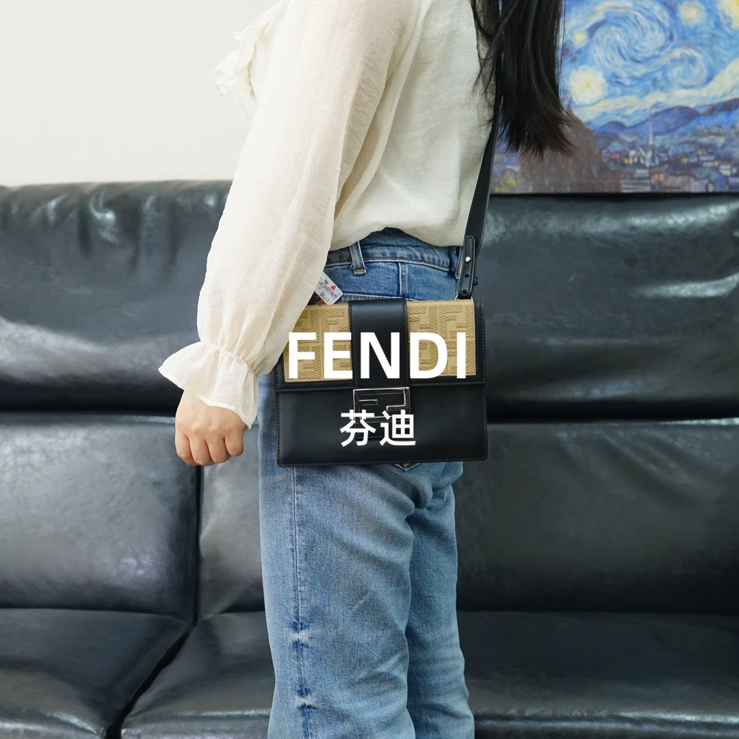 95新 FENDI/芬迪 拼皮单肩包/WJ04113819/3819