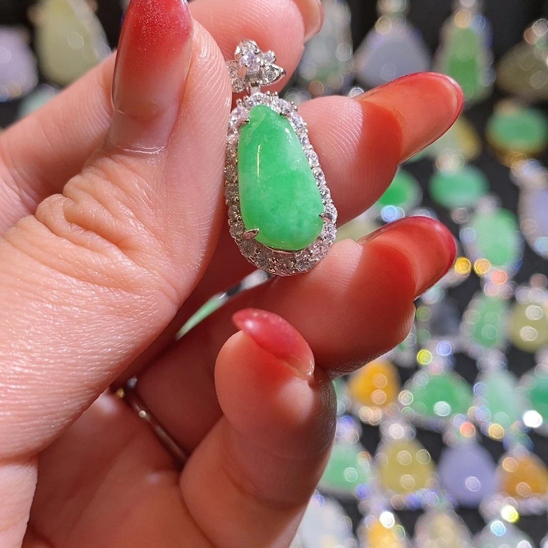 翡翠银S925镶嵌颈饰天然翡翠