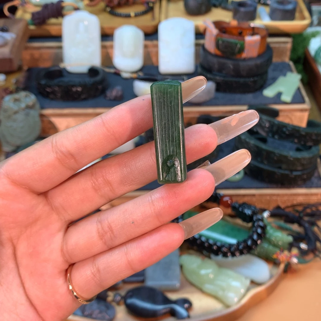 和田玉（糖玉）未镶嵌挂件