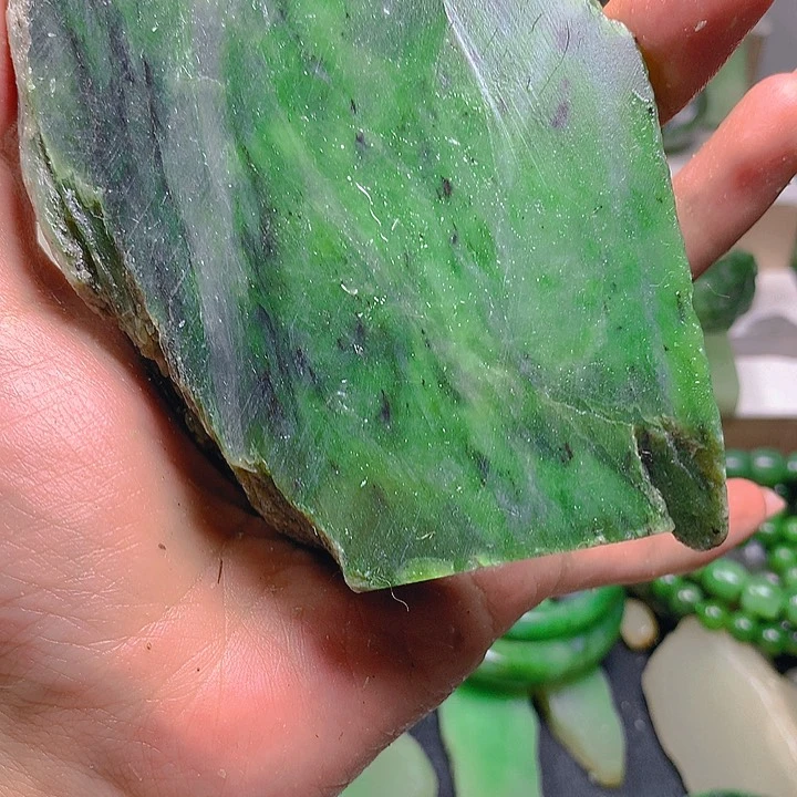 和田玉未镶嵌珠宝半成品