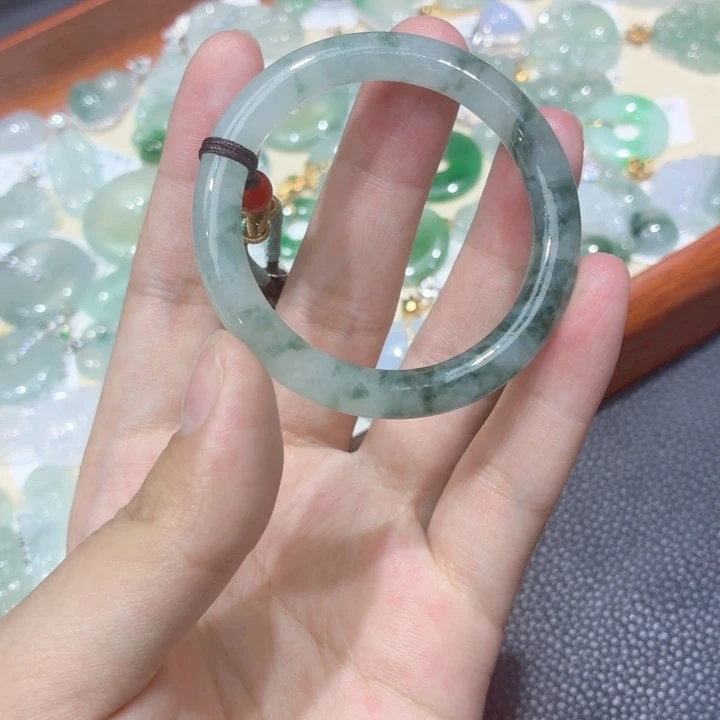 翡翠未镶嵌颈饰天然