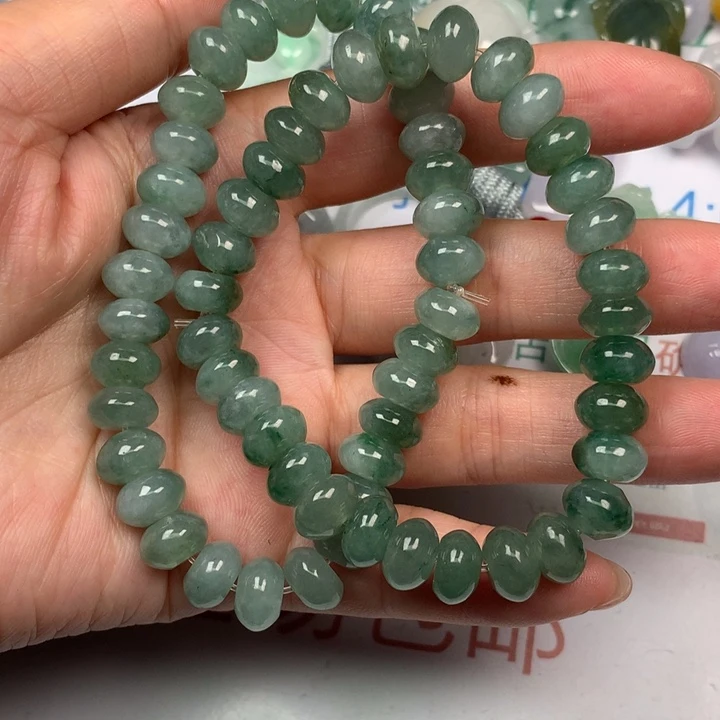 翡翠未镶嵌颈饰用**9翡翠