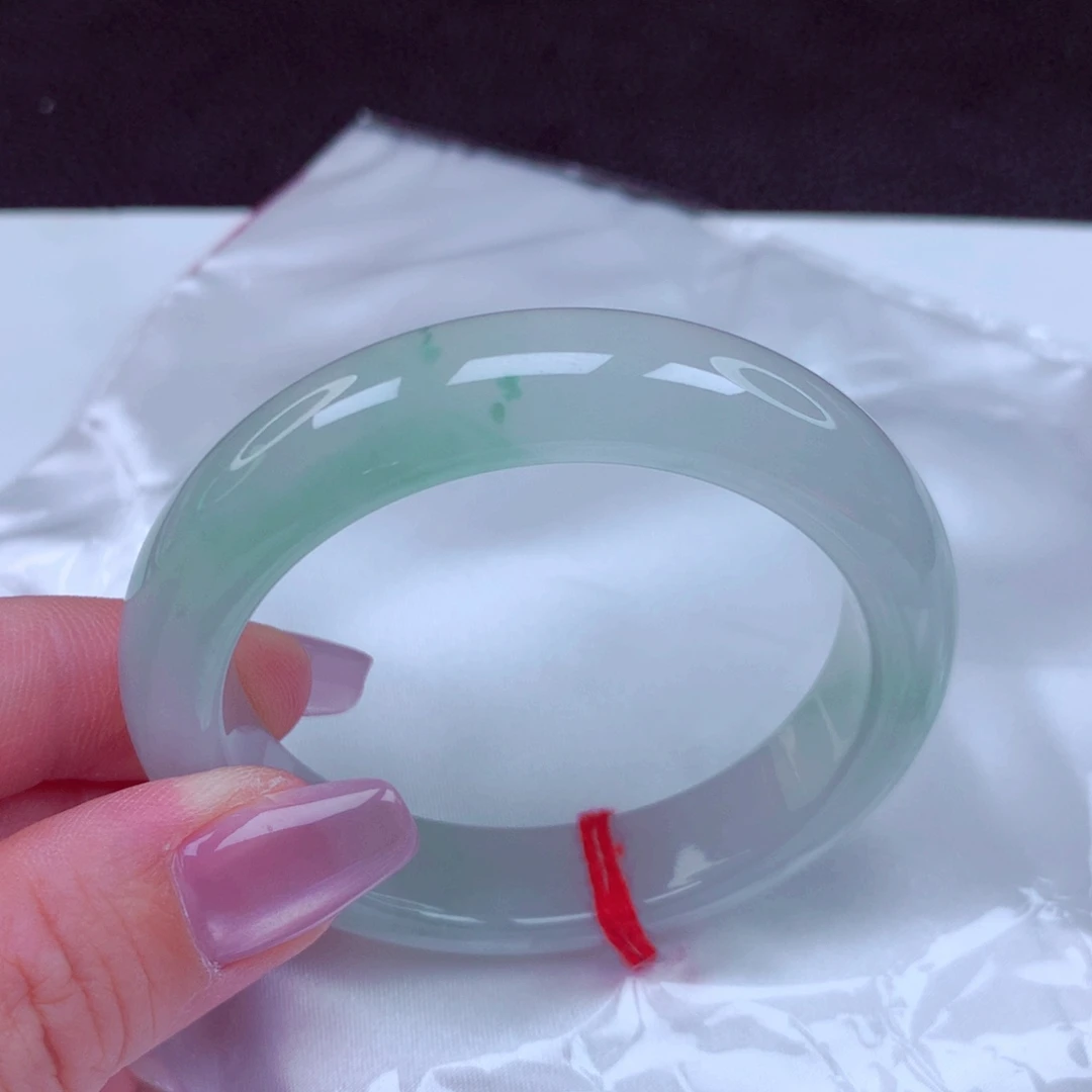 翡翠未镶嵌手镯手镯