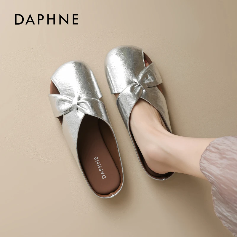 达芙妮包头拖鞋女秋冬外穿2025新款法式银色半拖玛丽珍配裙子凉鞋