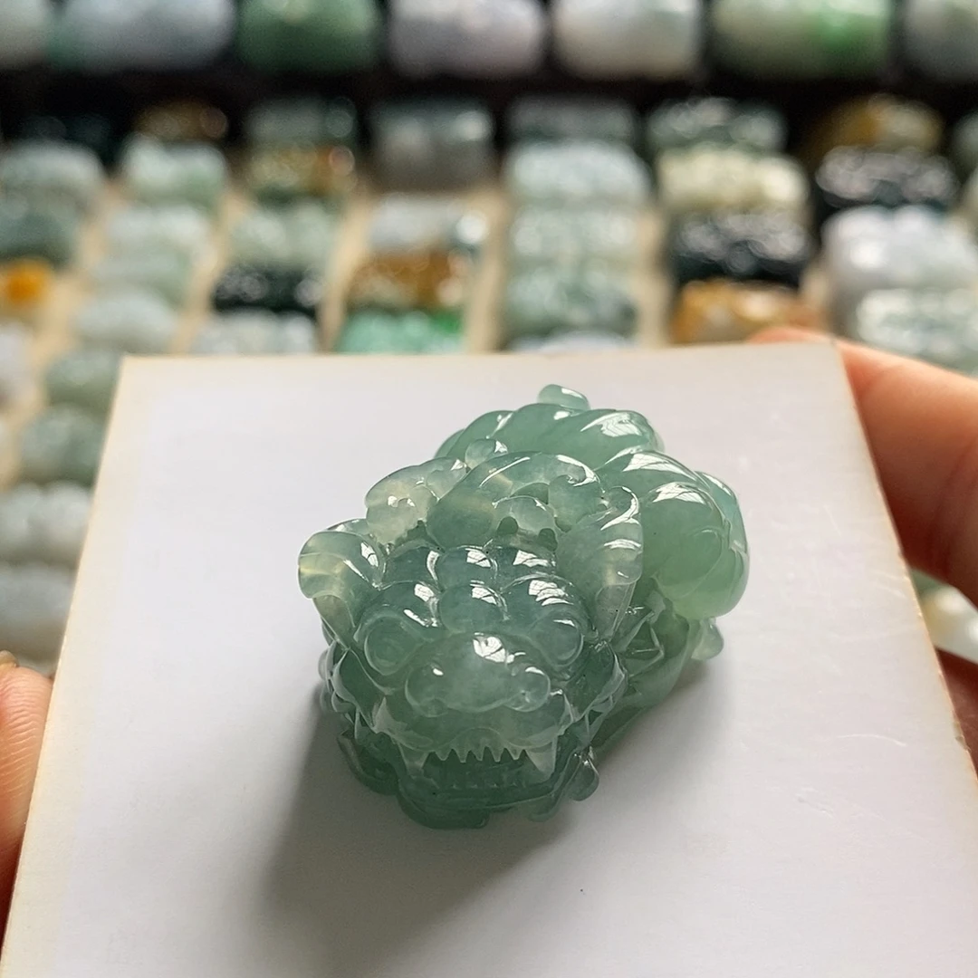 翡翠未镶嵌颈饰天然翡翠貔貅吊坠