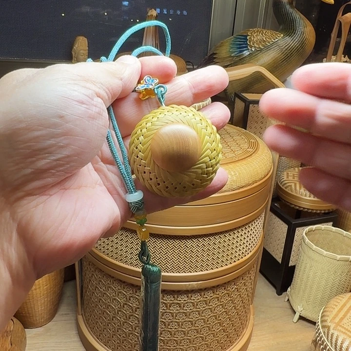 东阳竹编香囊挂件