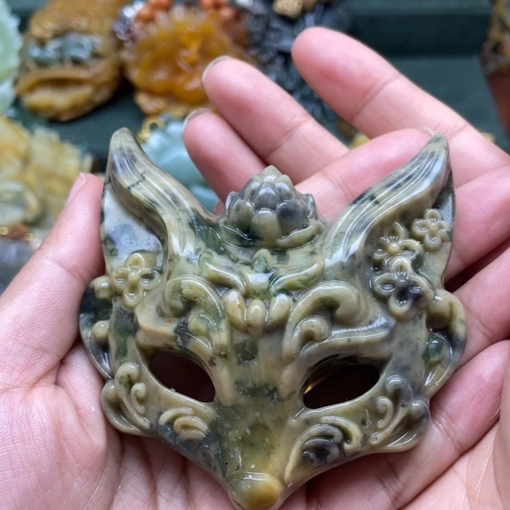 蛇纹石玉未镶嵌吊坠