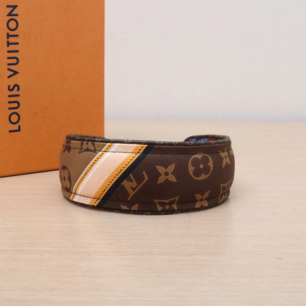 99新 LouisVuitton/路易威登 汤/P235806475/ 印花 宽版 发箍