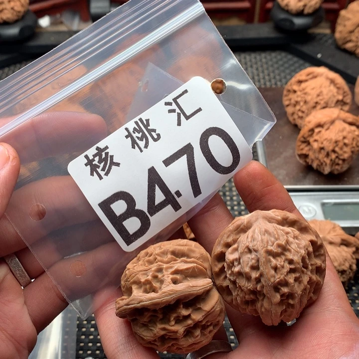 吊坠文玩核桃金麒麟