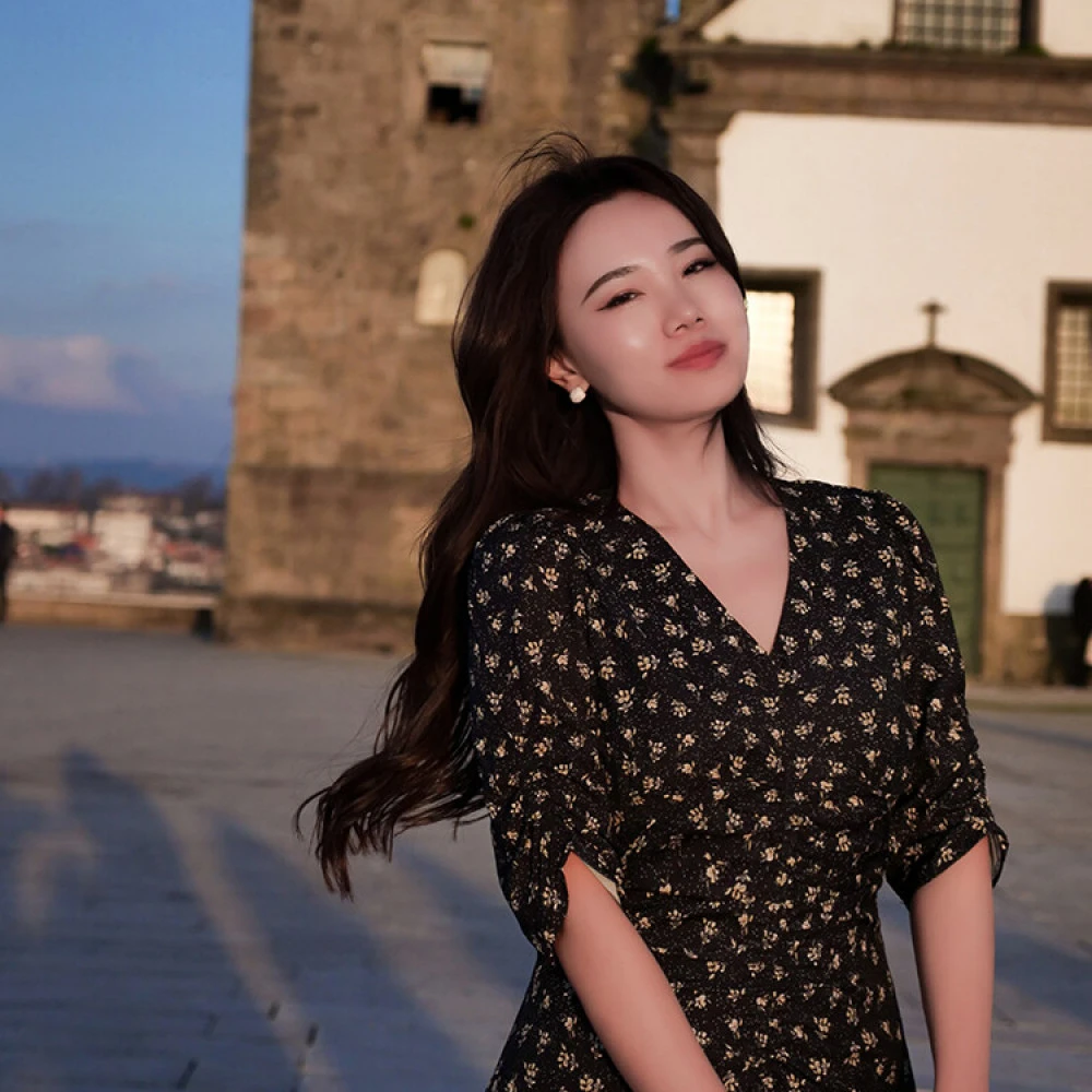 ERINA姨太太原创微胖 法式小碎花甜美感连衣裙褶皱收腰显瘦胖mm