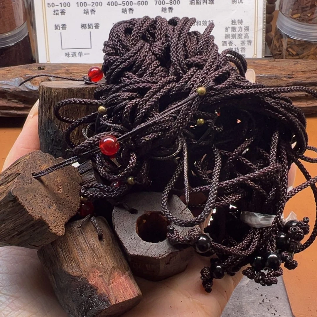 藤类降真香原木吊坠