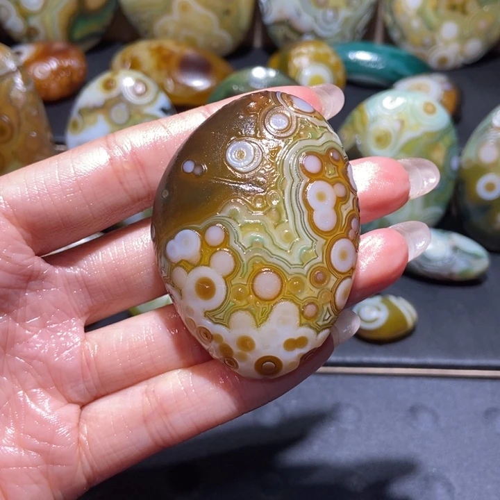 【闪购商品】未镶嵌玛瑙/玉髓珠宝奇石a a