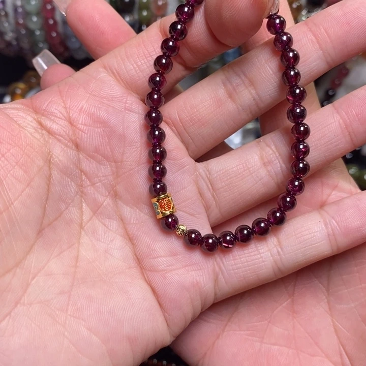 石榴石手串未镶嵌