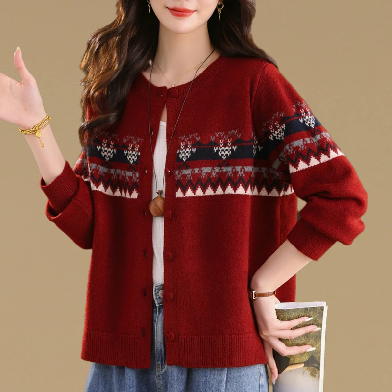 秋冬新款时尚气质胖mm毛衣外套女大码宽松洋气针织开衫外搭披肩厚