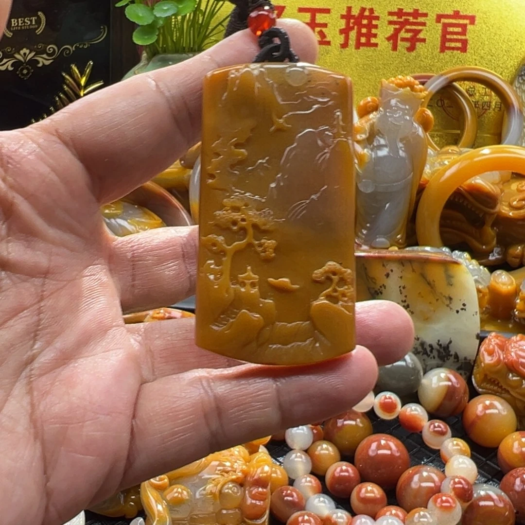 石英质玉未镶嵌颈饰