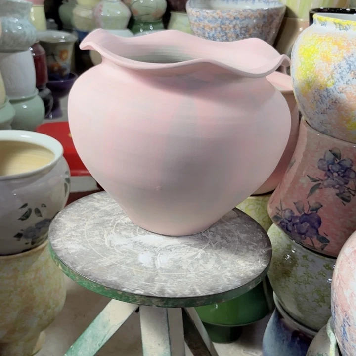 瓷片口18高21 满58给一只盆