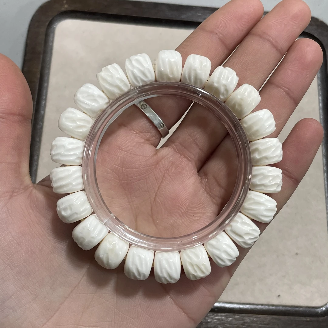 B635 鹿骨 无相款 单圈手串