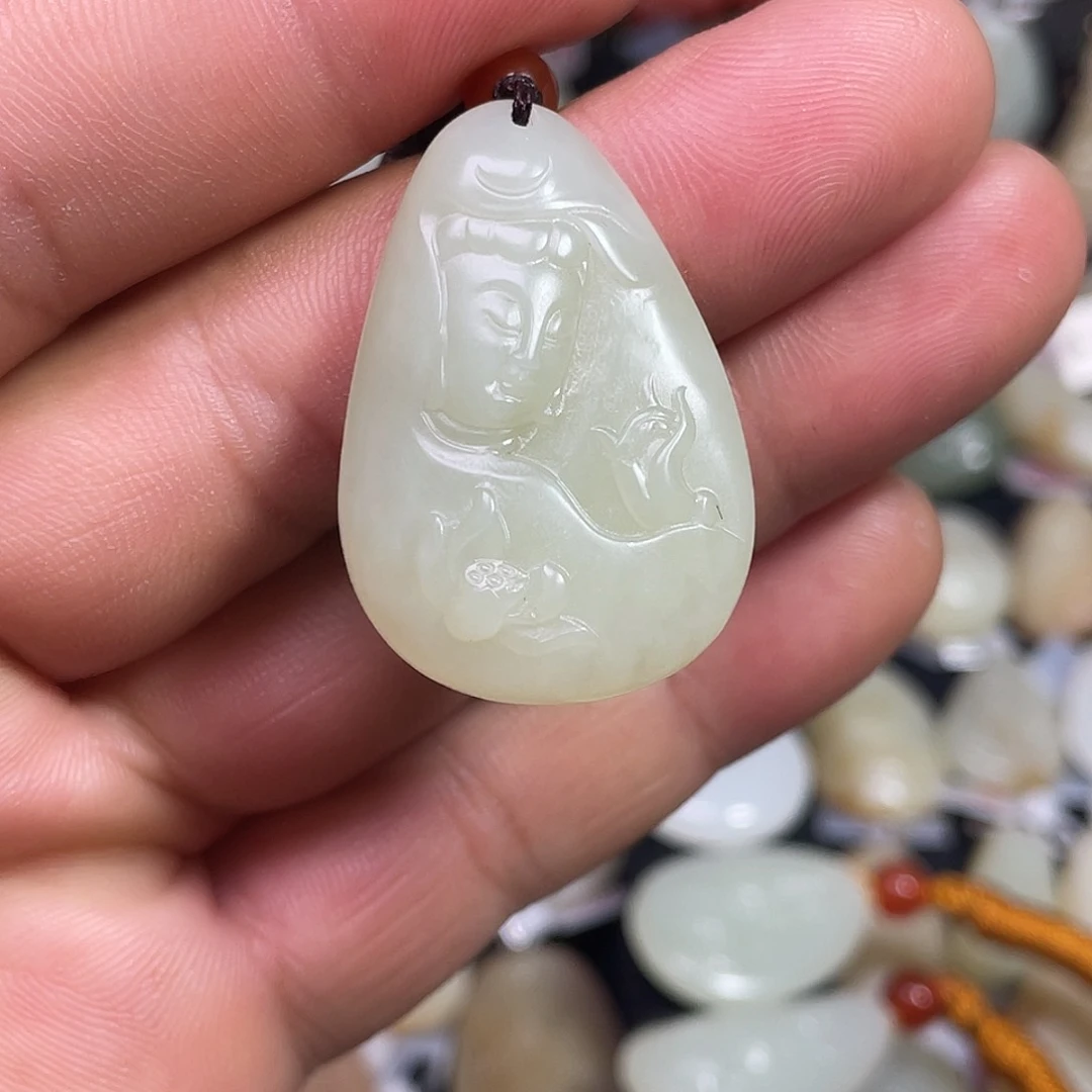 和田玉（糖玉）未镶嵌吊坠(不含链)吊坠