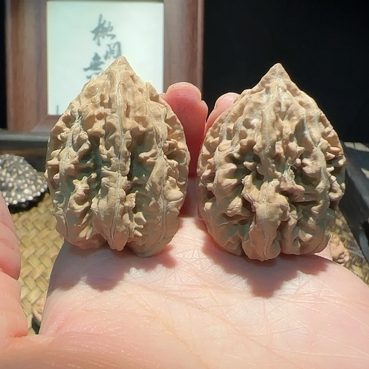 文玩核桃吊坠米子46