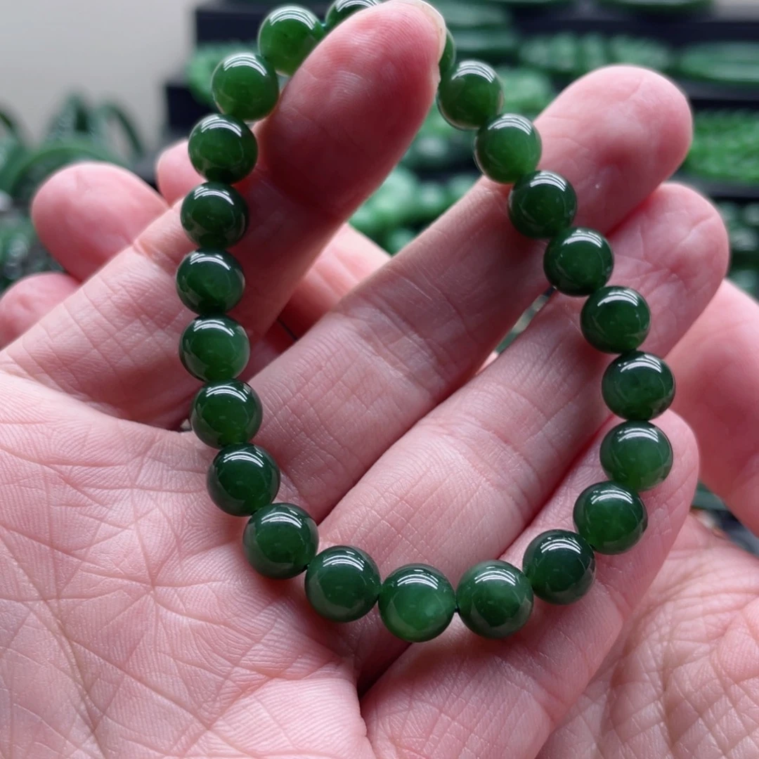 和田玉（碧玉）未镶嵌手链