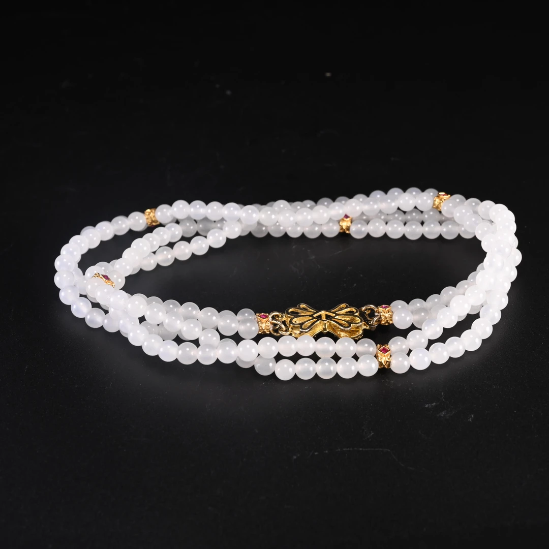 lot8815 和田玉珠链/保利