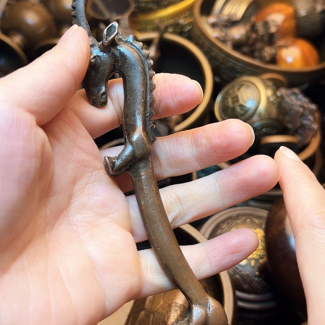 精美铜器工艺品等