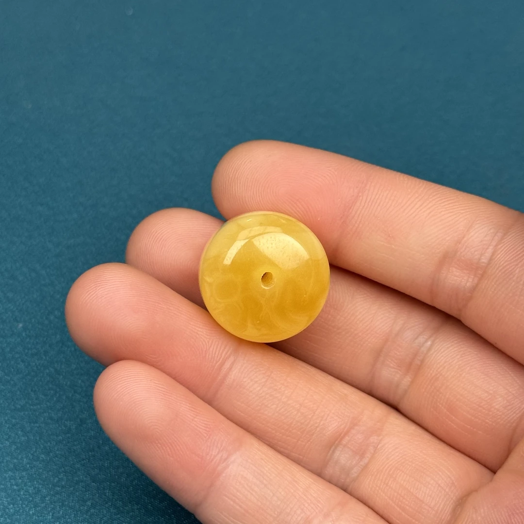 M4255天然原矿蜜蜡 鸡油黄墩子 19.3*14mm 抖音基地质检发货