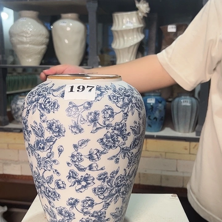 景德镇陶瓷花瓶微瑕介意勿拍