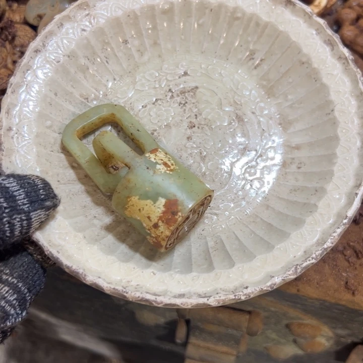 经***鸽瓷片瓷器瓷器瓷器瓷器