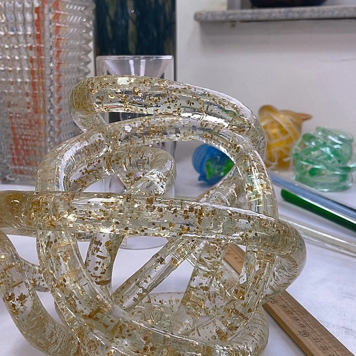 复合琉璃花瓶高20宽20