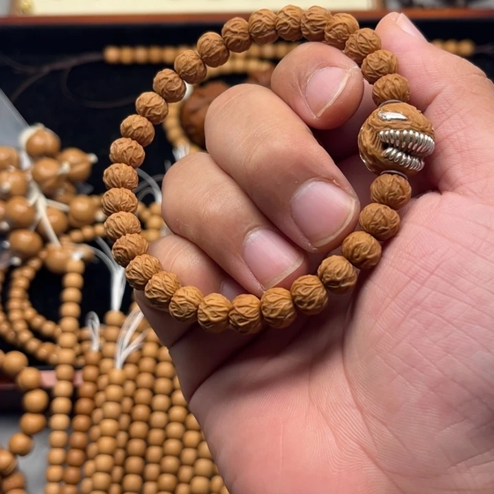 吊坠猴头核桃8➕毒液➕配饰