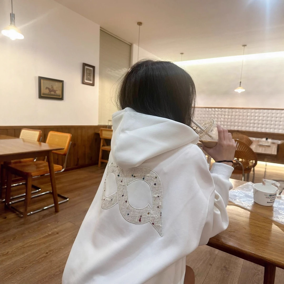 2025年秋冬加绒新款中长款小香风刺绣字母连帽卫衣外套