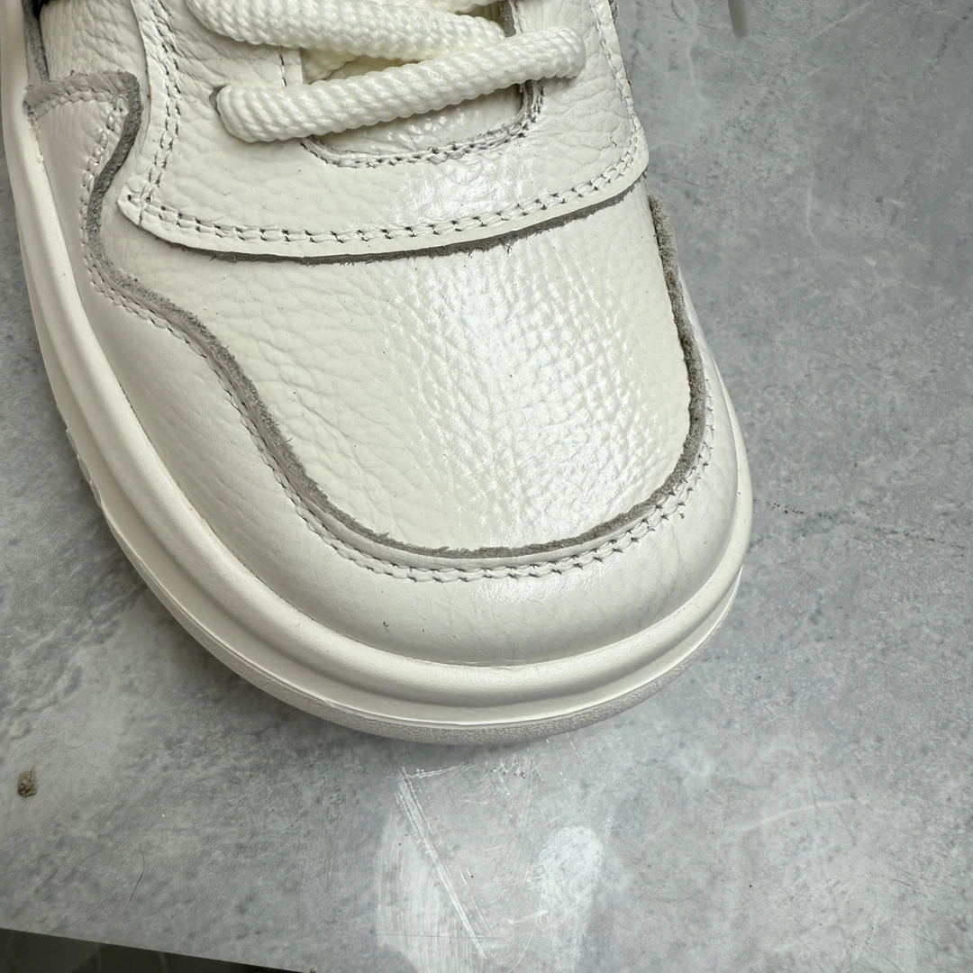 当季新款厚底小白鞋百搭8699