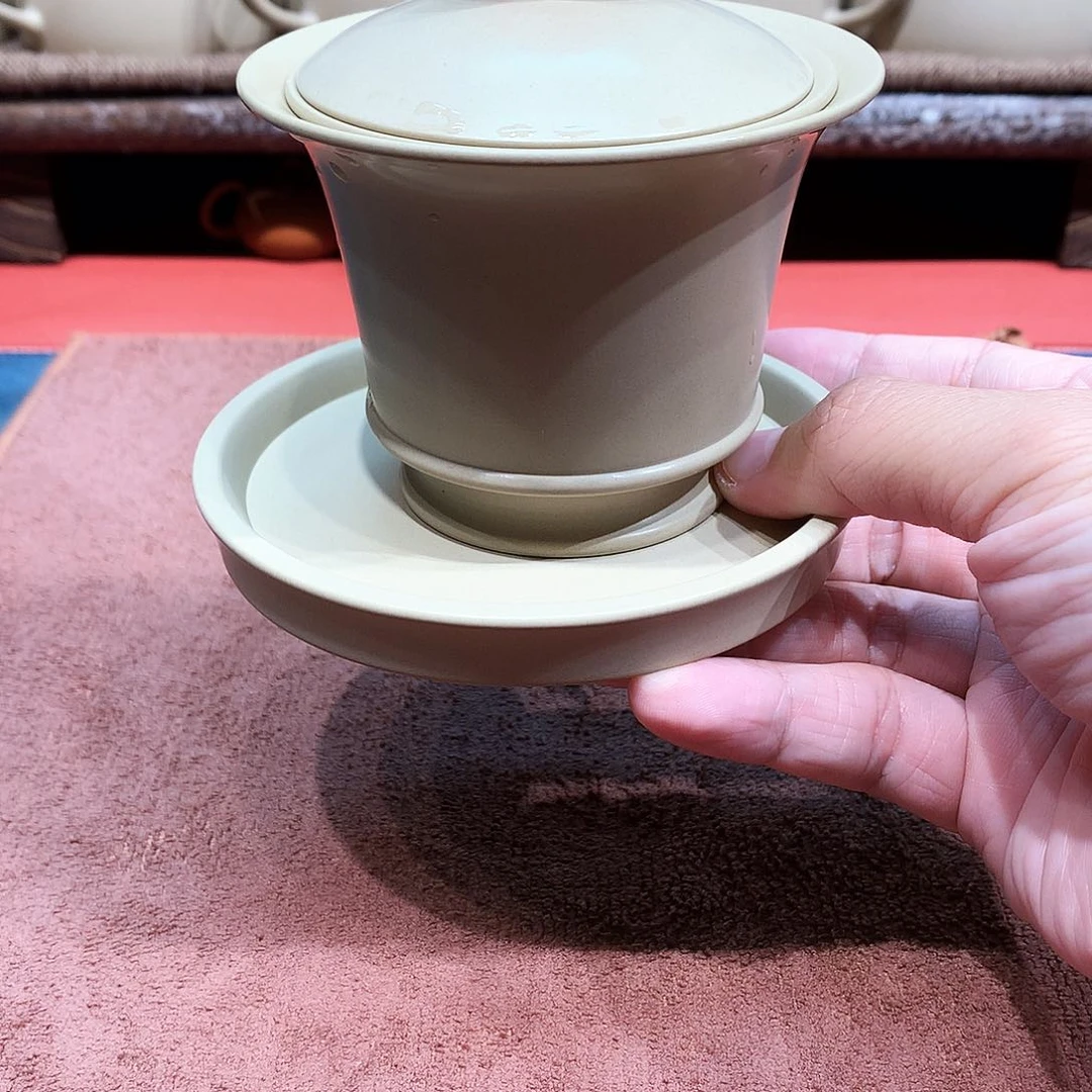 泥塑阿***力放漏马蹄盖碗加一个杯子