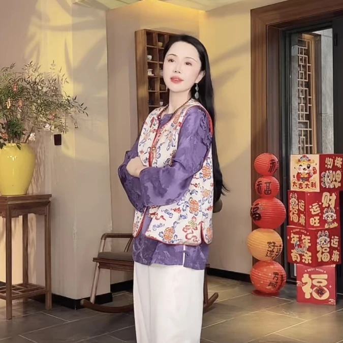 芳心  芳华设计新中式复古提花马甲国风圆领提花马甲