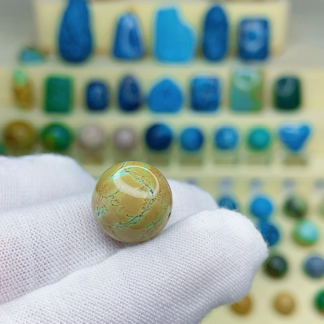 绿松石绿松石未镶嵌