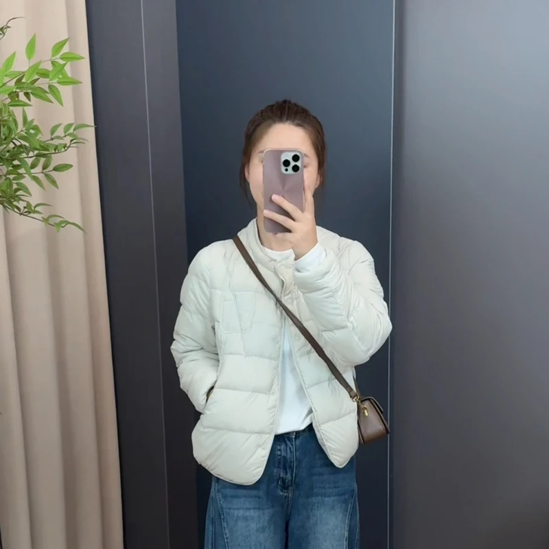 轻薄羽绒服女短款2025年秋冬新款时尚立领小个子90白鸭绒薄款外套