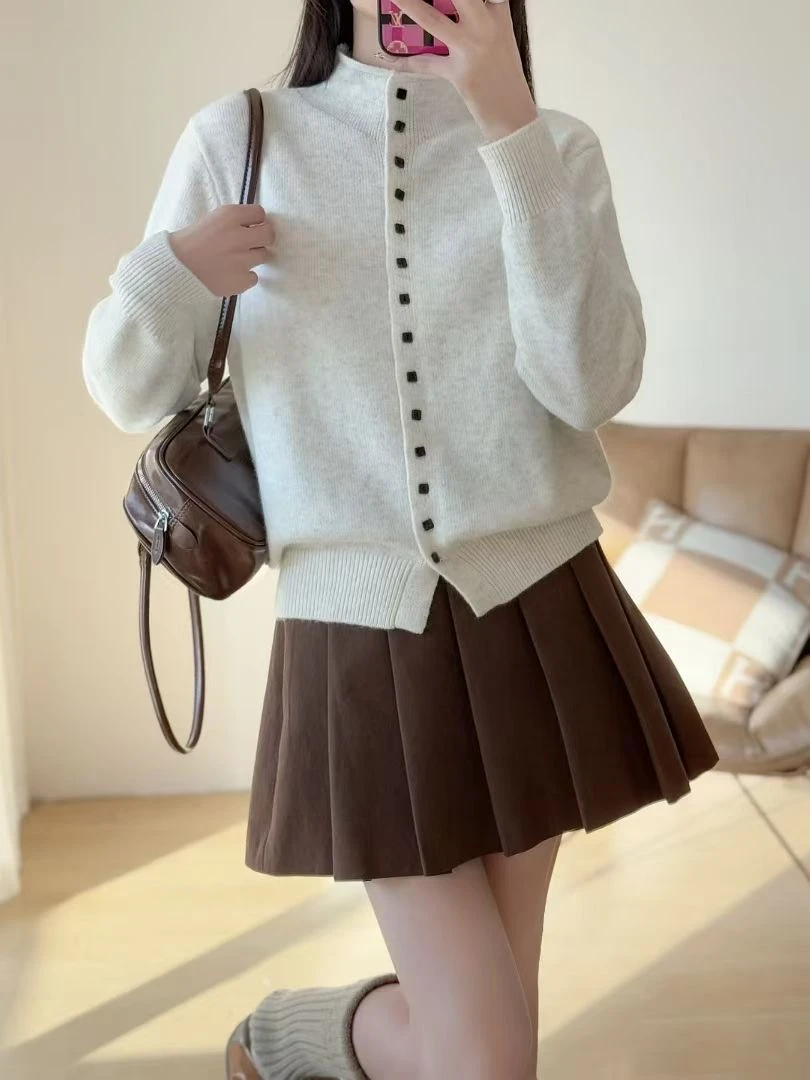 8205新款一排扣打底衫时尚百搭显瘦